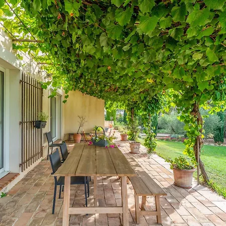 La Maison De Marie - Provence Bed & Breakfast