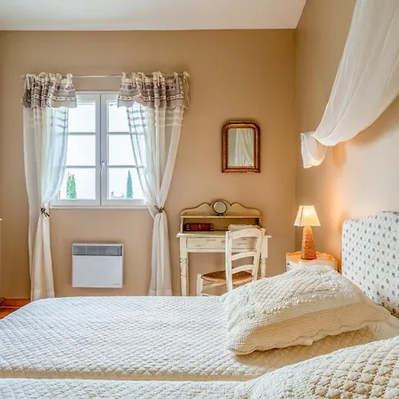 Bed & Breakfast La Maison De Marie - Provence Estézargues