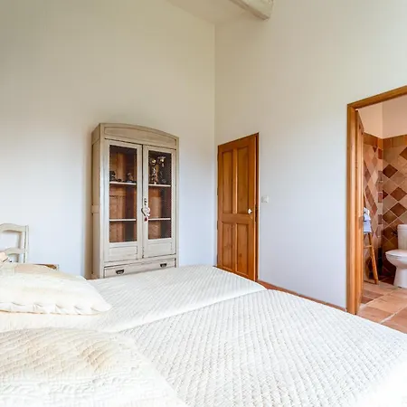 Bed & Breakfast La Maison De Marie - Provence 3*